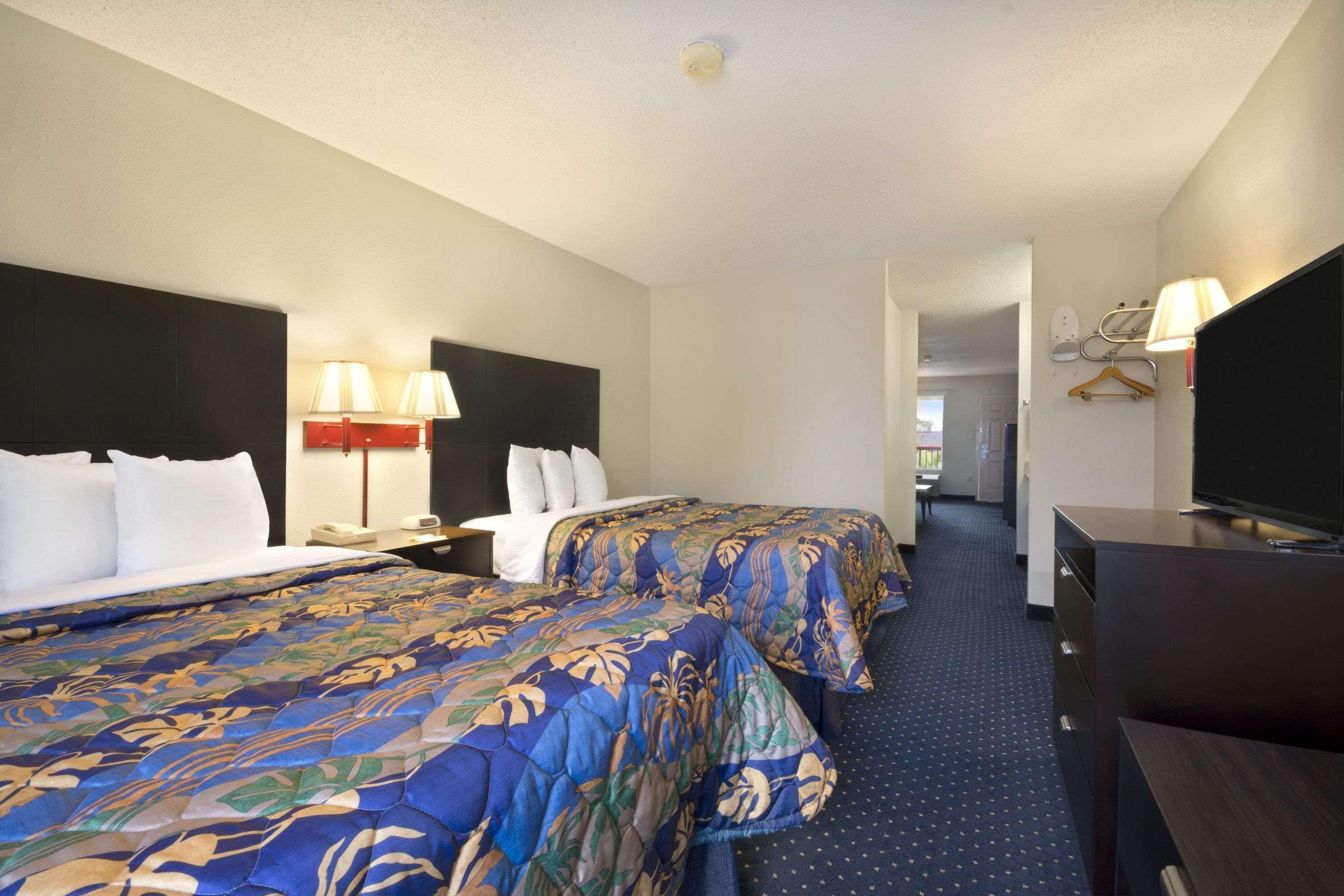 Days Inn By Wyndham Alma Rum bild